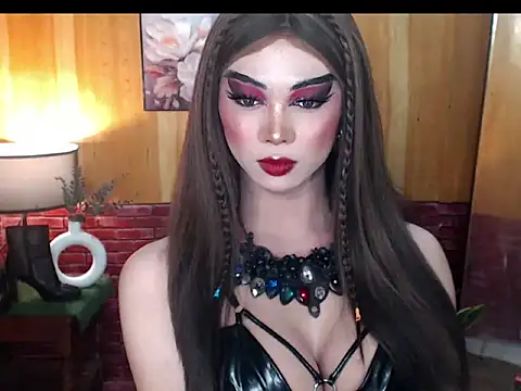 Hugecock shantall online show from 14, 9, 2025