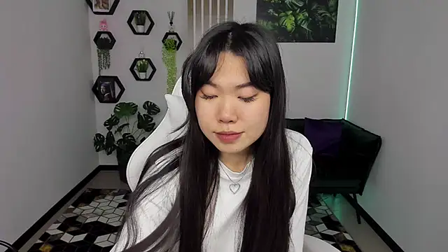 LunaPurrr online show from 15, 11, 2025