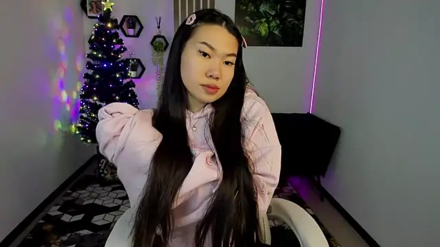 LunaPurrr online show from 16, 12, 2025