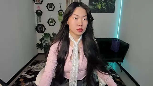 LunaPurrr online show from 18, 11, 2025