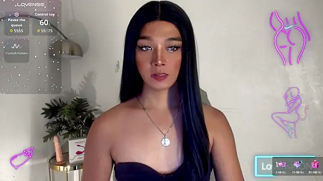 TrinityFucksYou online show from 25, 9, 2025