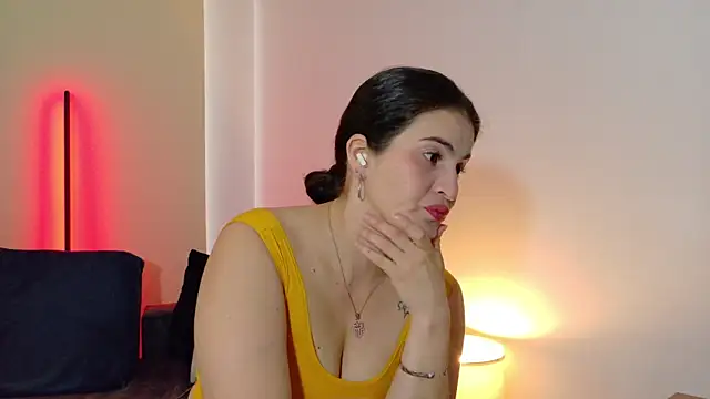 lizdevine online show from 4, 5, 2026