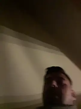 Snapshot of imooLoov chatting on 11, 11, 2025 imooLoov online show from 11, 11, 2025