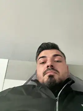 Snapshot of imooLoov chatting on 12, 11, 2025 imooLoov online show from 12, 11, 2025