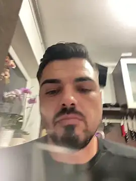 Snapshot of imooLoov chatting on 29, 10, 2025 imooLoov online show from 29, 10, 2025