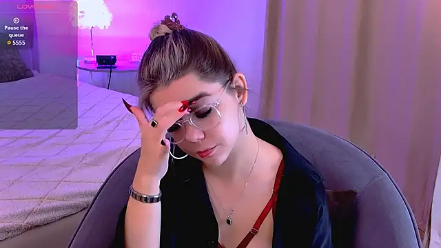 PrincessSlay online show from 1, 10, 2025