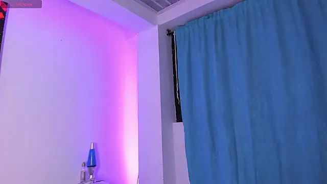 Snapshot of MiaVillalobos chatting on 3, 2, 2026 MiaVillalobos online show from 3, 2, 2026