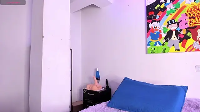 MiaVillalobos online show from 17, 3, 2026