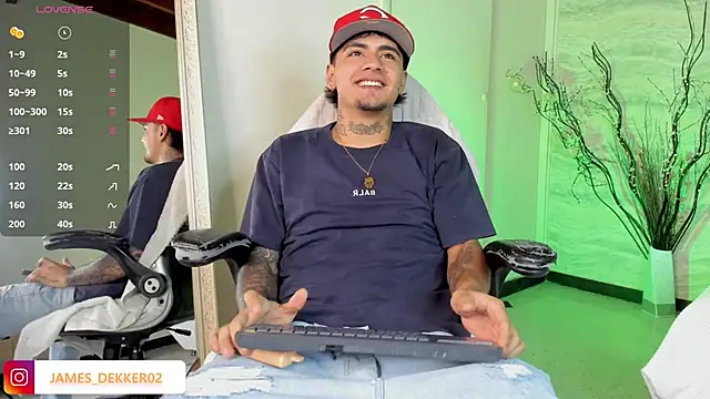 JamesDeker online show from 15, 9, 2025