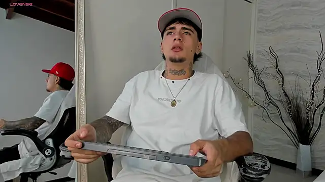 JamesDeker online show from 20, 9, 2025