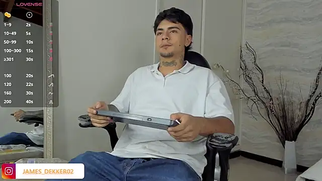 JamesDeker online show from 21, 10, 2025