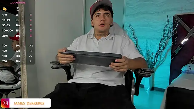 JamesDeker online show from 9, 10, 2025