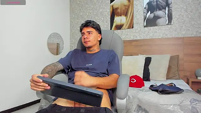 JamesDeker online show from 19, 10, 2025