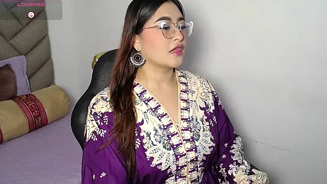 heluejamil online show from 30, 10, 2025