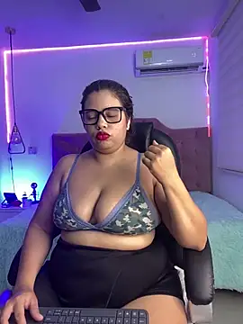 Velveet x online show from 17, 10, 2025