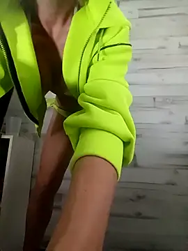 HotWife VR online show from 12, 4, 2026