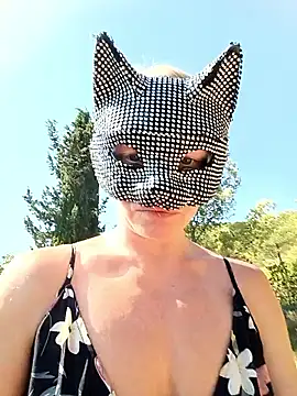 HotWife VR online show from 17, 6, 2026