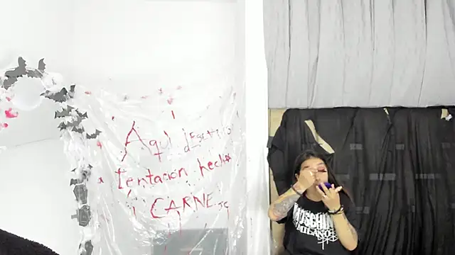 JulianaCarter online show from 27, 10, 2025