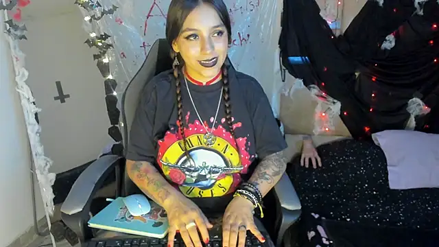 JulianaCarter online show from 20, 10, 2025