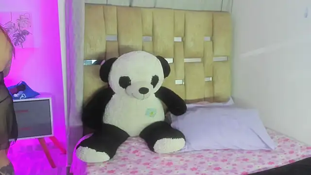 JulianaCarter online show from 19, 9, 2025