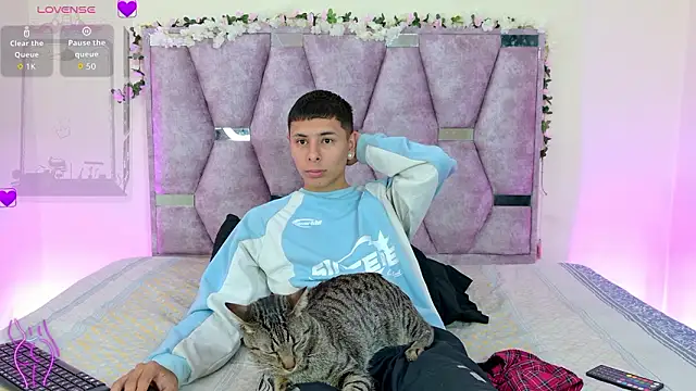 lana and liam  online show from 14, 2, 2026