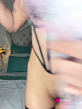 AngelinaDuvall online show from 18, 2, 2026