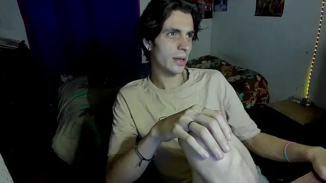 golden ryyan online show from 25, 2, 2026