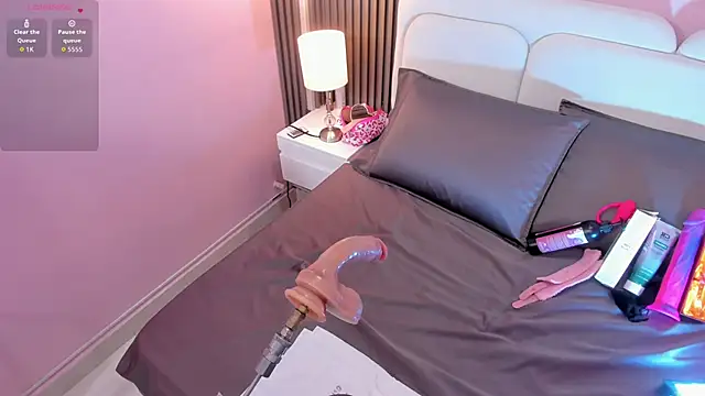 Clawdeen  wolf online show from 4, 10, 2025