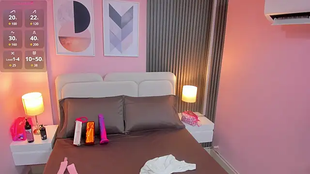 Clawdeen  wolf online show from 12, 11, 2025