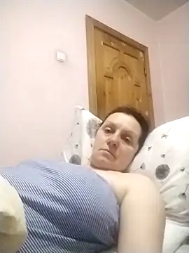 KimmyAghora online show from 15, 12, 2025