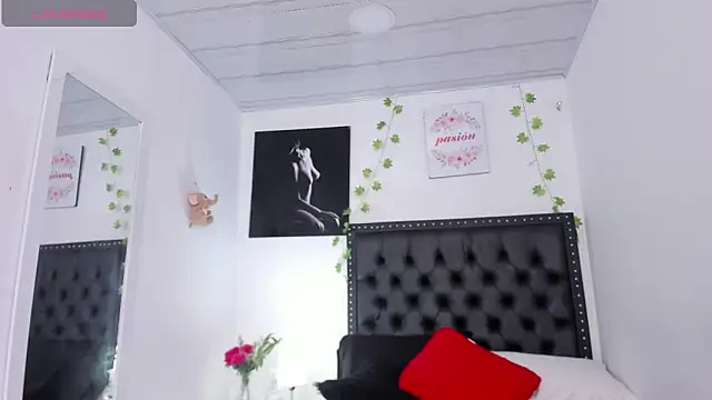 ScarlettVell online show from 6, 1, 2026