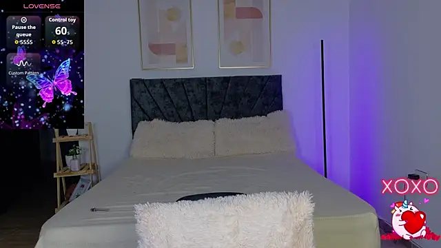 Eliih 01 online show from 3, 10, 2025