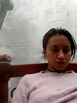 Snapshot of bravepetunia chatting on 15, 10, 2025 bravepetunia online show from 15, 10, 2025