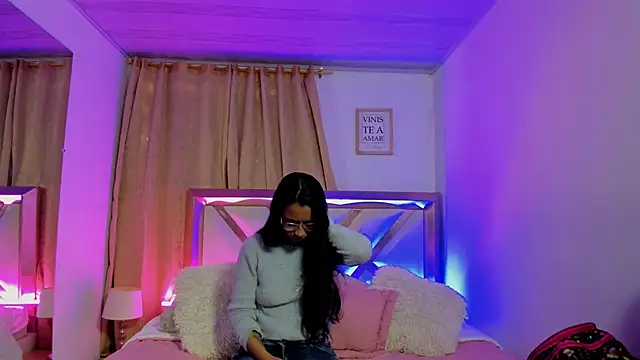 Snapshot of bravepetunia chatting on 23, 9, 2025 bravepetunia online show from 23, 9, 2025