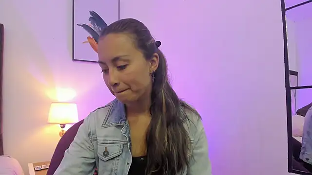 Snapshot of bravepetunia chatting on 27, 11, 2025 bravepetunia online show from 27, 11, 2025