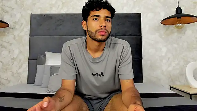 Snapshot of RaphaelDufort chatting on 29, 9, 2025 RaphaelDufort online show from 29, 9, 2025