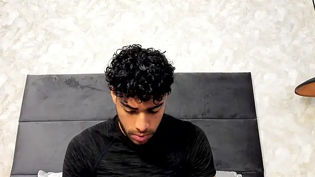 Snapshot of RaphaelDufort chatting on 16, 10, 2025 RaphaelDufort online show from 16, 10, 2025