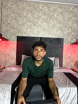 Snapshot of RaphaelDufort chatting on 16, 9, 2025 RaphaelDufort online show from 16, 9, 2025