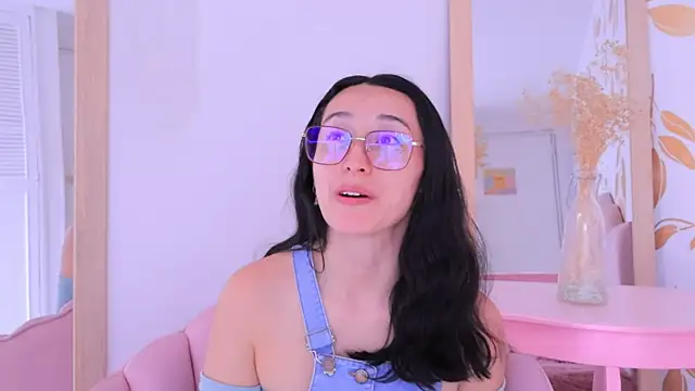 Ginevra esposito online show from 28, 11, 2025