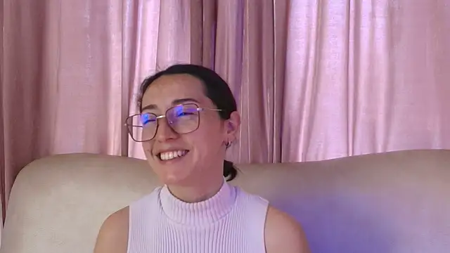 Ginevra esposito online show from 7, 4, 2026