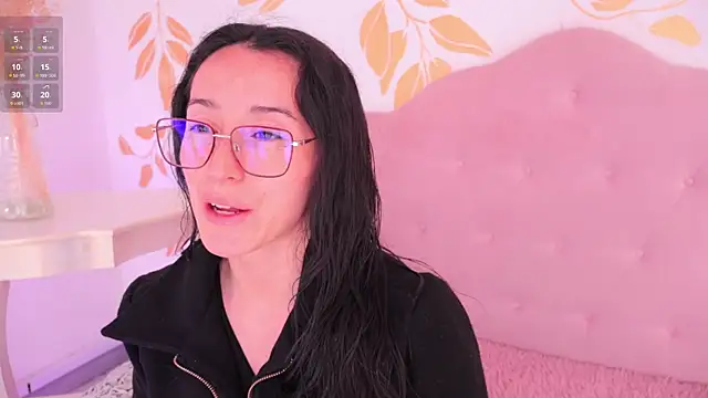 Ginevra esposito online show from 9, 3, 2026