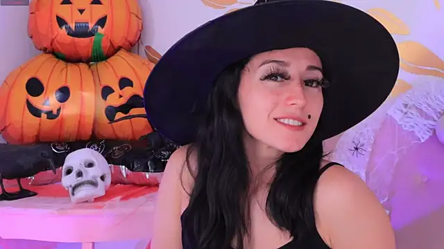 Ginevra esposito online show from 31, 10, 2025