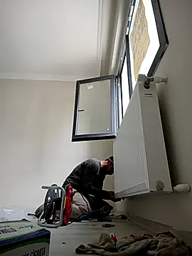 alex10alexx online show from 18, 3, 2026