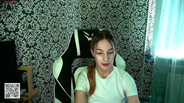 SofiaRoud online show from 13, 1, 2026