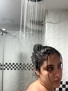 Snapshot of Electraweb_09 chatting on 9, 11, 2025 Electraweb 09 online show from 9, 11, 2025