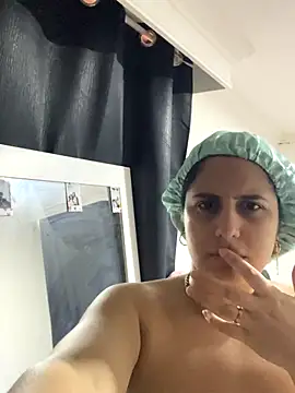 Snapshot of Electraweb_09 chatting on 21, 11, 2025 Electraweb 09 online show from 21, 11, 2025