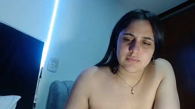 Snapshot of Electraweb_09 chatting on 6, 10, 2025 Electraweb 09 online show from 6, 10, 2025