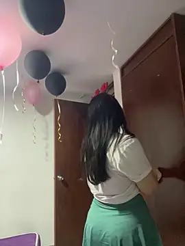 Snapshot of Electraweb_09 chatting on 16, 12, 2025 Electraweb 09 online show from 16, 12, 2025