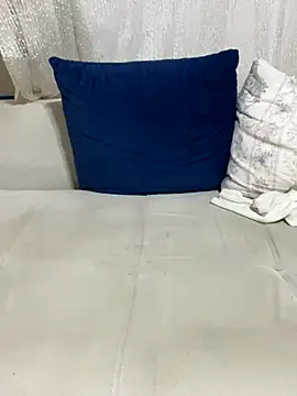 Nursen1 online show from 21, 11, 2025