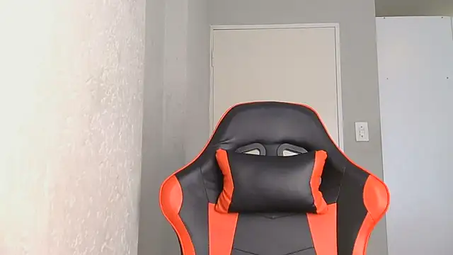 Ballenciaa online show from 21, 10, 2025